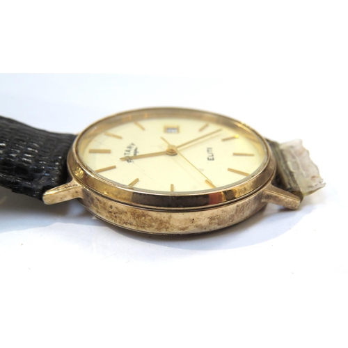 8139 - ROTARY: Two Rotary gentleman's wristwatches, one a 9ct gold cased Rotary Elite, cream dial with bato... 