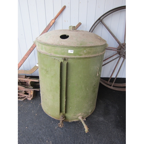 7005 - A metal oil tank/filter tank