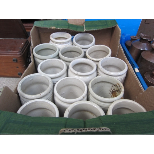 7071 - A box of 1/2 pint jam pots