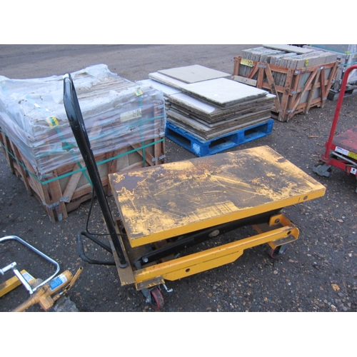 3310 - A 350kg scissor lift trolley