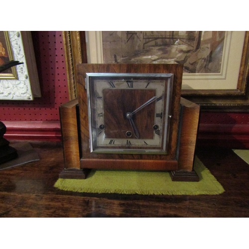 4031 - An Art Deco mantel clock