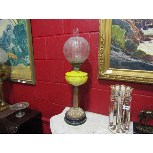 4140 - A Victorian oil lamp, yellow glass reservoir, clear etched shade