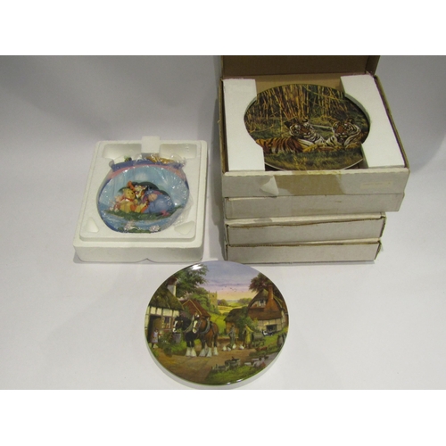 4403 - A box of collectors plates including Winnie the Pooh and off to the fields