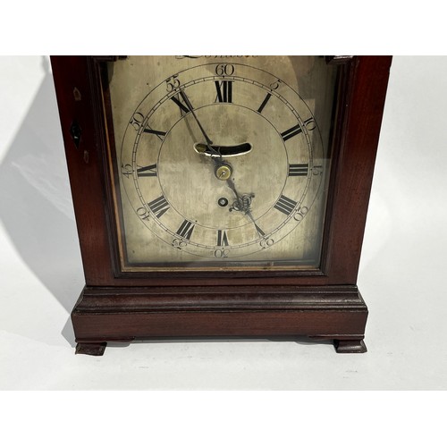 5014 - WILLIAM TROUP OF LONDON: A George III mahogany cased bracket timepiece, the silvered arched dial wit... 