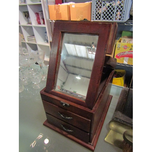 1441 - A wooden vanity box with enclosed mirror.  Modern.  A boxed Conway fountain pen and two other pens, ... 