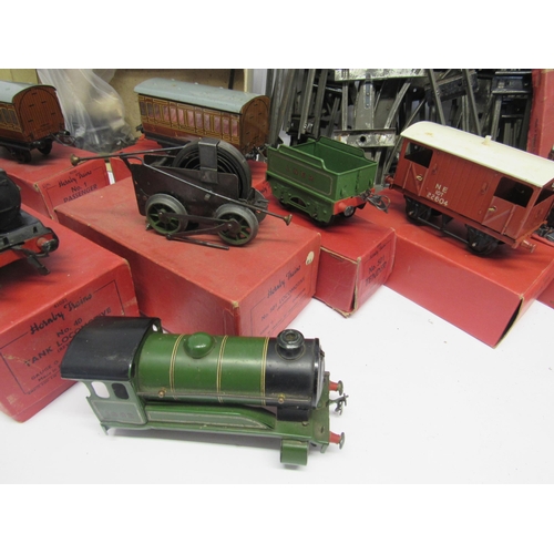 5136 - A collection of boxed Hornby 0 gauge model railway rolling stock to include no.40 BR black 0-4-0 clo... 