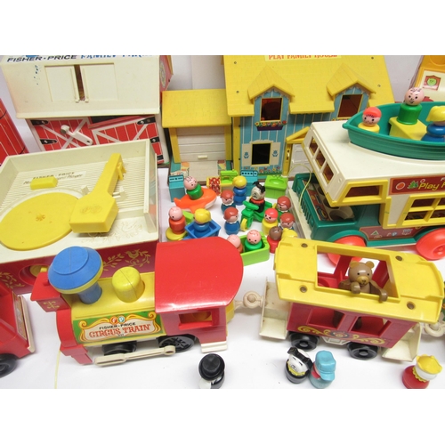 5028 - A collection of vintage Fisher Price toys including Play Family Farm, Play Family House, Play Family... 