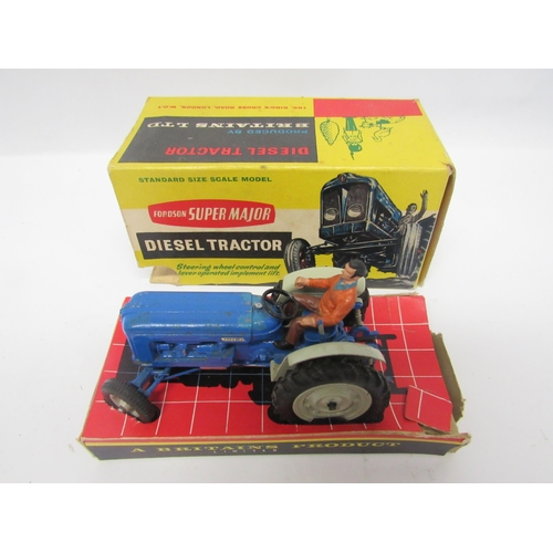 5118 - Two boxed Britains farm issue diecast Fordson Super Major Diesel Tractors, together with another unb... 