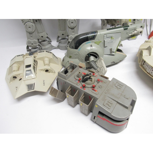 5014 - A collection of loose and playworn vintage LFL Kenner/Palitoy Star Wars vehicles to include Milleniu... 