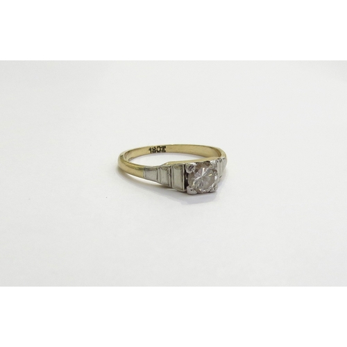 6272 - A diamond solitaire ring 0.25ct approx round diamond in square setting with stepped shoulders, stamp... 