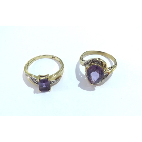 6106 - Two 9ct gold amethyst rings one with diamond chips. Sizes P and O, 6.1g