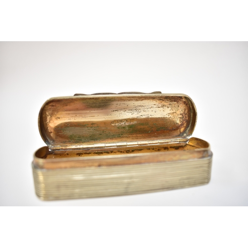 8009 - A reeded oblong trinket box, 2.2cm x 9.5cm x 3.3cm