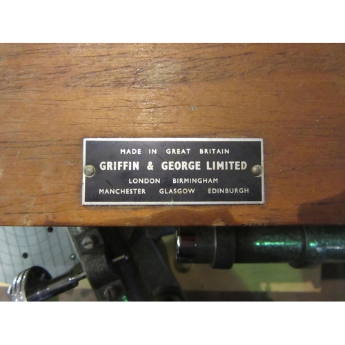 4006 - A Griffin & George Ltd. spectroscope, cased