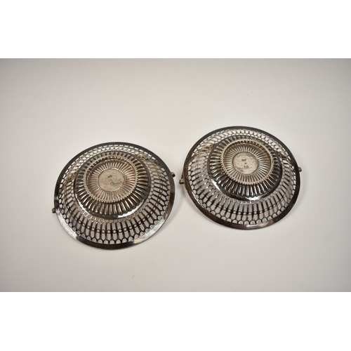 8068 - A pair of Georgian Thomas Price pierced basket form bon bon dishes, 12.5cm diameter, 209g