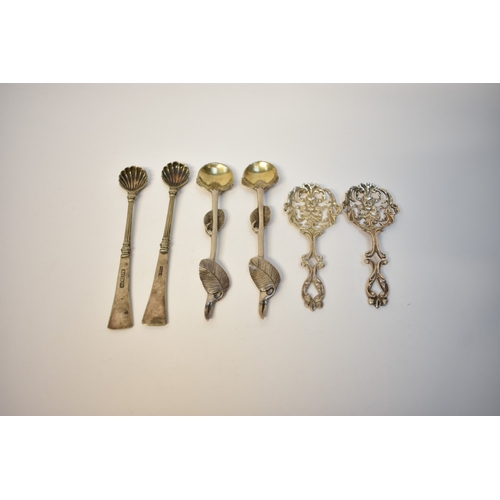 8123 - Two pairs of long handled salt spoons and pierced pair of spoons including leaf form, shell form and... 