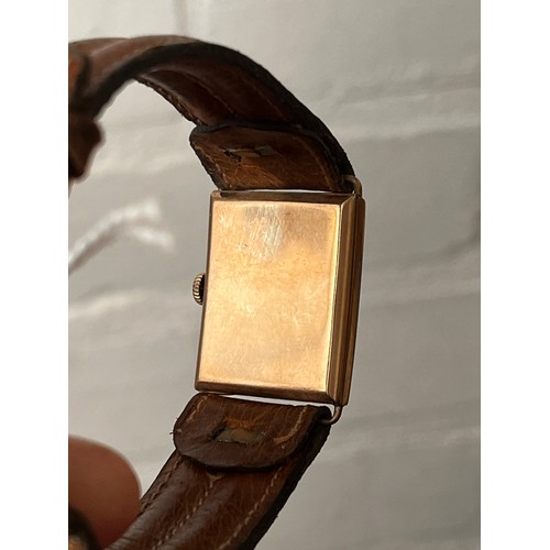 5105 - An Art Deco 9ct gold gentleman's wristwatch of curved rectangular form, Roman dial with subsidiary s... 