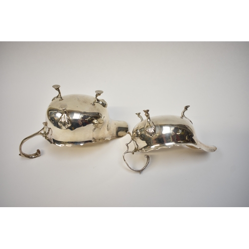 8085 - A John Round and Son Silver sauce boat Birmingham 1906 and George Nathan and Ridley Hayes example, M... 