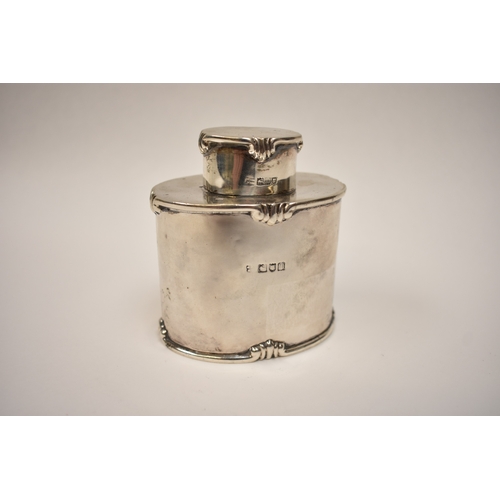 8038 - A silver tea caddy, plain form with decorative border, London 1907, maker's mark rubbed, the base wi... 