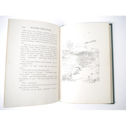 9070 - A.A. Milne: 'Winnie-The-Pooh', illustrated E.H. Shepard, London, Methuen, 1926, 1st edition, full pa... 