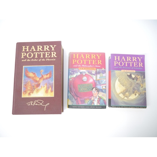 9077 - J.K. Rowling, 3 titles: 'Harry Potter and the Prisoner of Azkaban', London, Bloomsbury, 1999, 1st pa... 