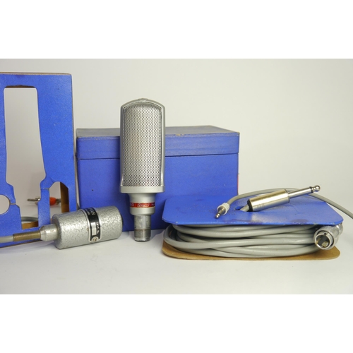 6092 - A Grampian GR2/L 25/30 microphone