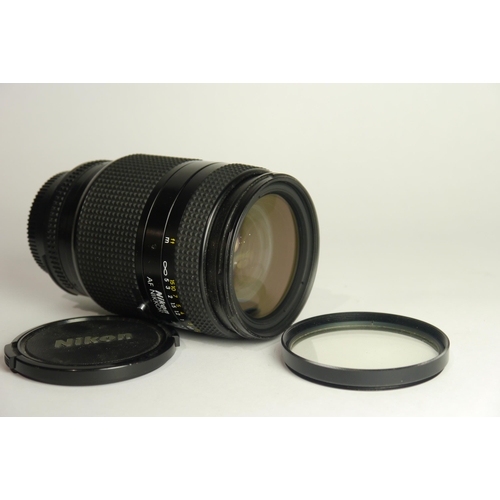 6030 - A cased Nikon AF Nikkor f2.8 D 35-70mm Lens