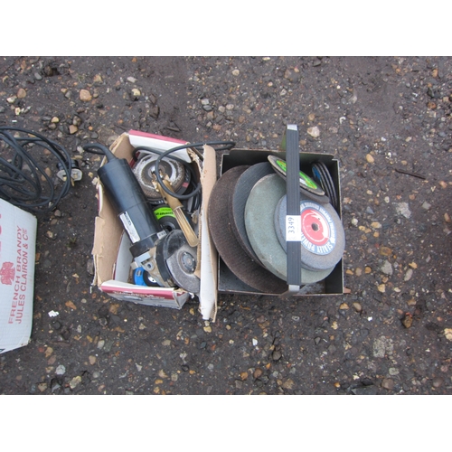 3349 - An Angle Grinder and a quantity of discs.  DTI FAILURE:  Please see our information pages