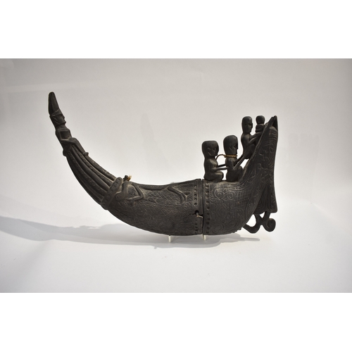 8621 - A Batak medicine horn Sumatra Indonesia.  The back horn body decorated with lizard and the end carve... 