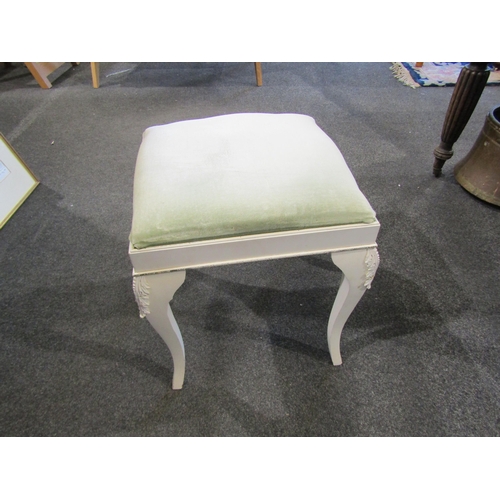 1071 - A white painted dressing table stool on cabriole legs