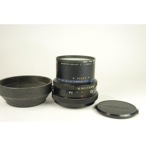 6063 - A Cased Mamiya RZ67 Pro Camera Body comes with:
Mamiya-Sekor Z 110mm F2.8 W lens
Mamiya-Sekor Z 90mm... 