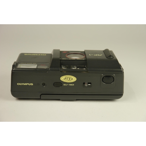 6074 - A Olypmus AF-1 35mm Compact Film Camera