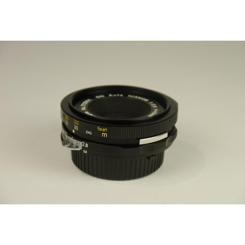 6013 - A Nikon Nippon Kogaku Nikkor Gn Auto 45mm F2.8 pancake lens