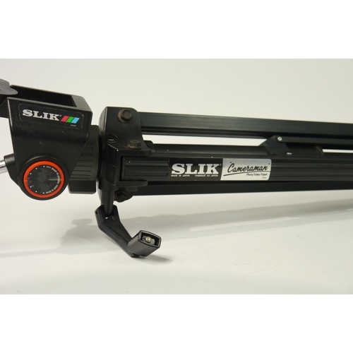 6089 - A Slik Cameraman metal tripod w/ pan-tilt head & non-slip rubber feet