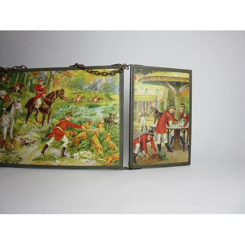 4421 - A vintage French triptych mirror decorated with hunting scenes, mirrors 19.5cm x 14cm (main), 9cm x ... 