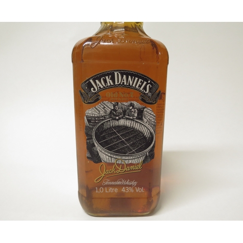 7072 - Jack Daniel's Scenes from Lynchburg Number 9 Charcoal Mellowing, 1Ltr