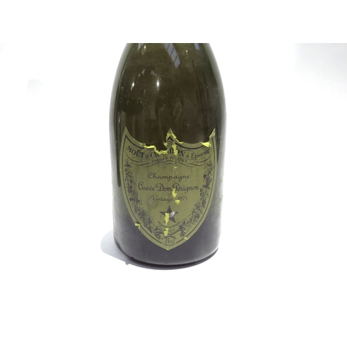 7123 - 1975 Moet and Chandon Dom Perignon Champagne