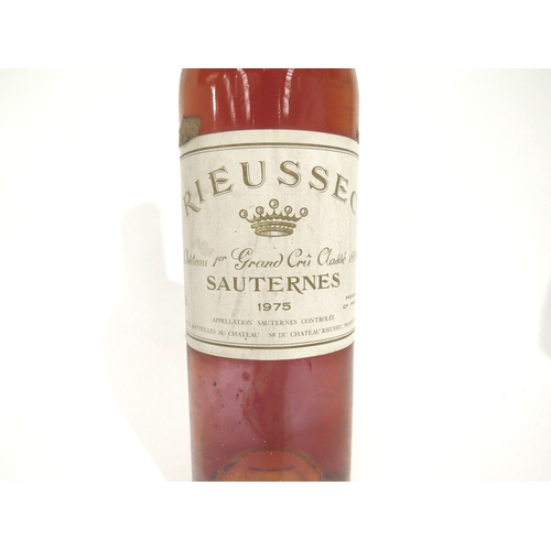 7133 - 1975 Chateau Rieussec, Sauternes, France