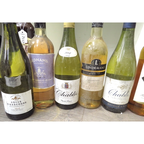 7145 - 12 bottles of various white wines including 2012 Terre Siciliane, 2012 Maurice de Fils Chablis x 2, ... 