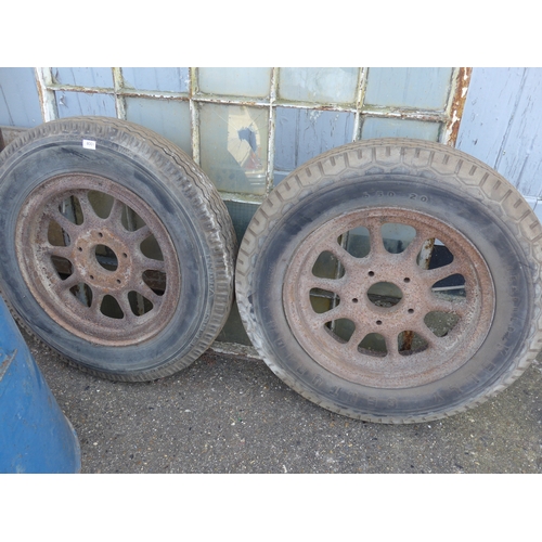 Lot 8001      