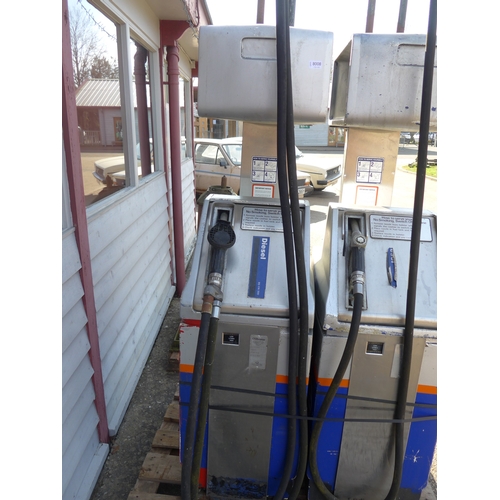 Lot 8008      
