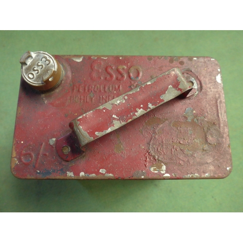 Lot 8047      