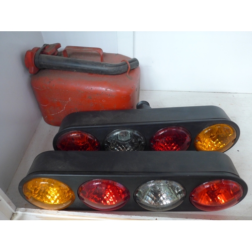 Lot 8071      
