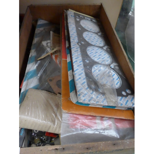 Lot 8120      