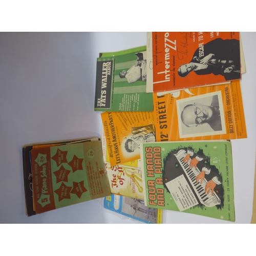1309 - A selection of piano music from shows including cabaret, West Side Story, The Sound of Music, The Nu... 