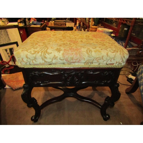 Lot 4012      