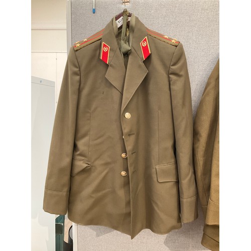 Lot 1048      