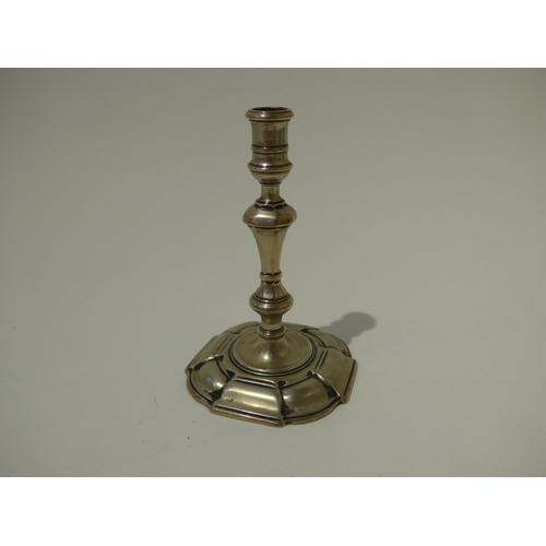 Lot 7033      