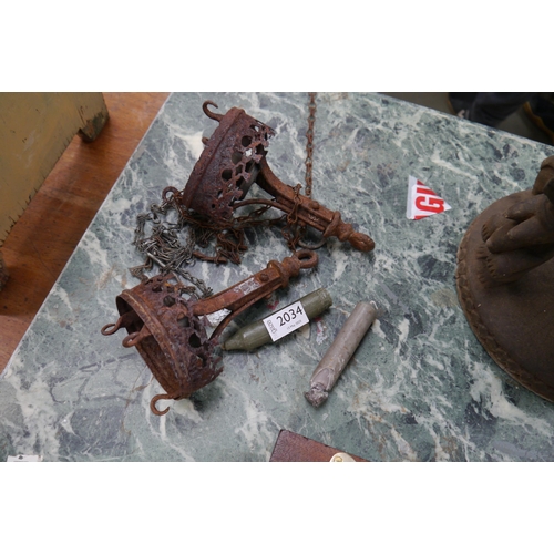 Lot 2034      