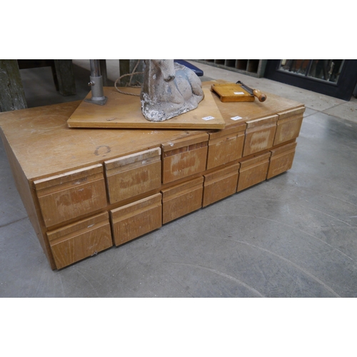 Lot 2046      