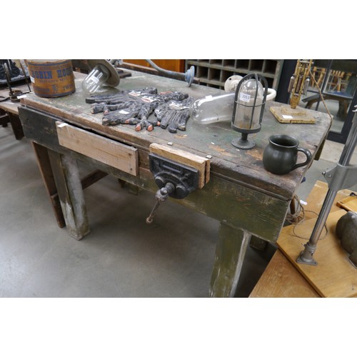 Lot 2051      